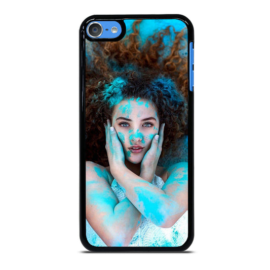 SOFIE DOSSI POSE iPod Touch Case Cover